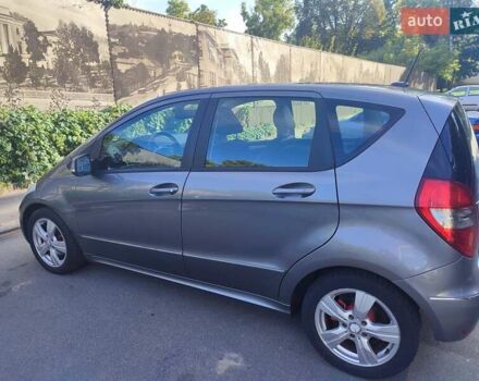 Сірий Мерседес А клас, об'ємом двигуна 1.5 л та пробігом 121 тис. км за 7300 $, фото 1 на Automoto.ua