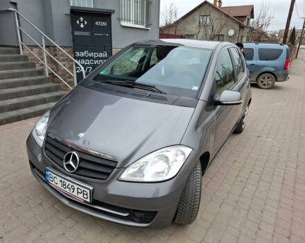 Сірий Мерседес А клас, об'ємом двигуна 1.5 л та пробігом 208 тис. км за 5800 $, фото 1 на Automoto.ua