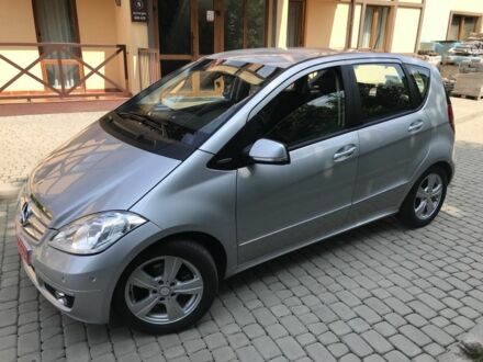 Сірий Мерседес А клас, об'ємом двигуна 1.6 л та пробігом 83 тис. км за 7900 $, фото 1 на Automoto.ua