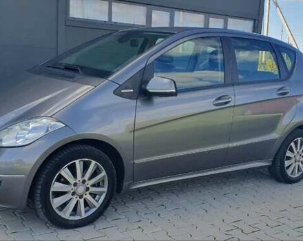 Сірий Мерседес А клас, об'ємом двигуна 1.99 л та пробігом 269 тис. км за 8501 $, фото 1 на Automoto.ua