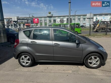 Сірий Мерседес А клас, об'ємом двигуна 1.6 л та пробігом 200 тис. км за 7500 $, фото 1 на Automoto.ua