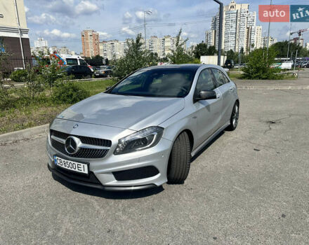 Серый Мерседес А класс, объемом двигателя 2 л и пробегом 148 тыс. км за 17800 $, фото 1 на Automoto.ua