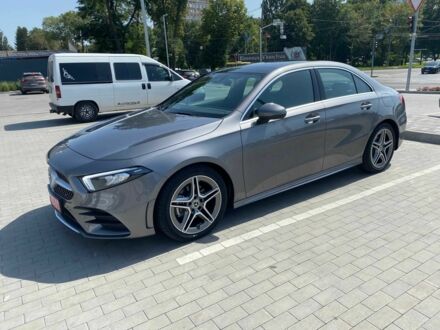 Мерседес А клас 2019 у Києві на Automoto.ua Сірий Мерседес А клас, об'ємом двигуна 1.5 л та пробігом 20 тис. км за 35500 $, фото 1 на Automoto.ua
