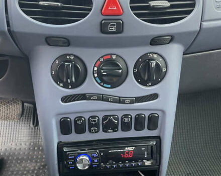 Синій Мерседес А клас, об'ємом двигуна 1.4 л та пробігом 200 тис. км за 2500 $, фото 7 на Automoto.ua