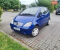 Синий Мерседес А класс, объемом двигателя 1.69 л и пробегом 337 тыс. км за 2300 $, фото 1 на Automoto.ua