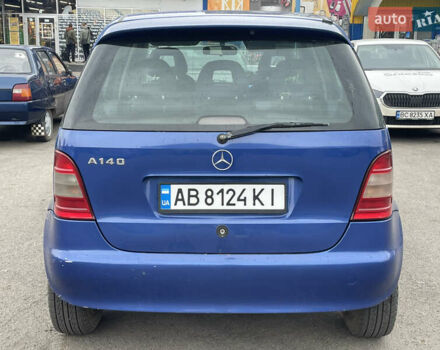 Синий Мерседес А класс, объемом двигателя 1.4 л и пробегом 200 тыс. км за 2500 $, фото 3 на Automoto.ua