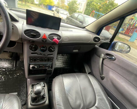 Синій Мерседес А клас, об'ємом двигуна 1.6 л та пробігом 310 тис. км за 3950 $, фото 8 на Automoto.ua