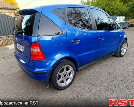 Синій Мерседес А клас, об'ємом двигуна 1.4 л та пробігом 250 тис. км за 2800 $, фото 1 на Automoto.ua