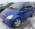 Синій Мерседес А клас, об'ємом двигуна 1.7 л та пробігом 267 тис. км за 1999 $, фото 1 на Automoto.ua