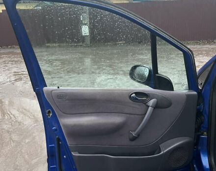 Синій Мерседес А клас, об'ємом двигуна 1.6 л та пробігом 228 тис. км за 1200 $, фото 9 на Automoto.ua