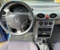 Синий Мерседес А класс, объемом двигателя 1.6 л и пробегом 175 тыс. км за 2900 $, фото 10 на Automoto.ua