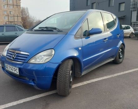 Синий Мерседес А класс, объемом двигателя 1.6 л и пробегом 200 тыс. км за 3600 $, фото 4 на Automoto.ua