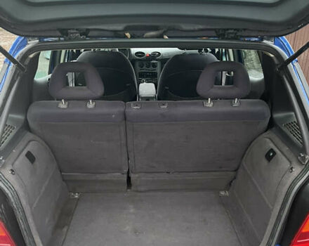 Синій Мерседес А клас, об'ємом двигуна 1.6 л та пробігом 228 тис. км за 1200 $, фото 6 на Automoto.ua