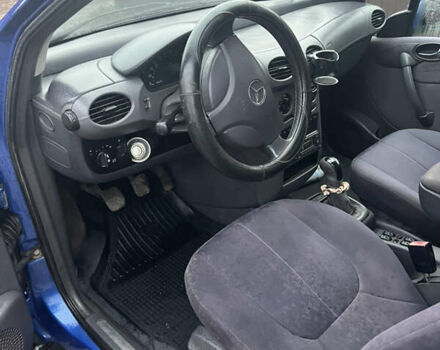 Синій Мерседес А клас, об'ємом двигуна 1.6 л та пробігом 228 тис. км за 1200 $, фото 10 на Automoto.ua