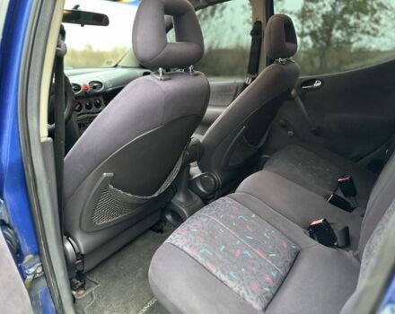 Синий Мерседес А класс, объемом двигателя 1.6 л и пробегом 235 тыс. км за 3500 $, фото 16 на Automoto.ua