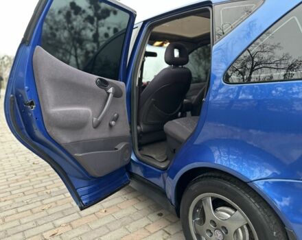 Синий Мерседес А класс, объемом двигателя 1.6 л и пробегом 235 тыс. км за 3500 $, фото 15 на Automoto.ua