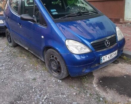 Синій Мерседес А клас, об'ємом двигуна 1.4 л та пробігом 140 тис. км за 2358 $, фото 1 на Automoto.ua