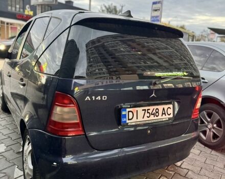 Мерседес А класс 2000 в Одессе на Automoto.ua Синий Мерседес А класс, объемом двигателя 1.4 л и пробегом 259 тыс. км за 1999 $, фото 4 на Automoto.ua