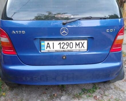 Мерседес А класс 2000 в Броварах на Automoto.ua Синий Мерседес А класс, объемом двигателя 1.69 л и пробегом 284 тыс. км за 5000 $, фото 1 на Automoto.ua