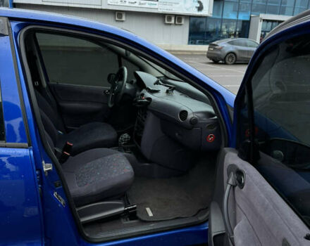 Синий Мерседес А класс, объемом двигателя 1.4 л и пробегом 237 тыс. км за 3900 $, фото 17 на Automoto.ua