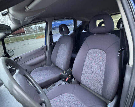 Синий Мерседес А класс, объемом двигателя 1.4 л и пробегом 237 тыс. км за 3900 $, фото 19 на Automoto.ua