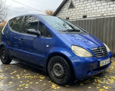 Синий Мерседес А класс, объемом двигателя 1.4 л и пробегом 230 тыс. км за 3500 $, фото 3 на Automoto.ua