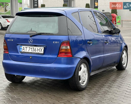 Синий Мерседес А класс, объемом двигателя 1.7 л и пробегом 210 тыс. км за 2900 $, фото 5 на Automoto.ua