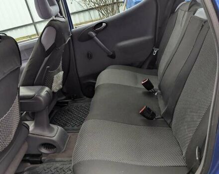 Синий Мерседес А класс, объемом двигателя 1.9 л и пробегом 221 тыс. км за 3250 $, фото 10 на Automoto.ua