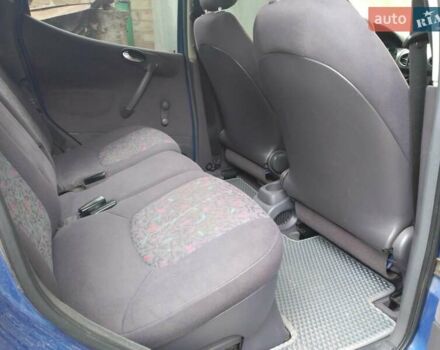 Мерседес А класс 2000 в Броварах на Automoto.ua Синий Мерседес А класс, объемом двигателя 1.69 л и пробегом 284 тыс. км за 5000 $, фото 3 на Automoto.ua