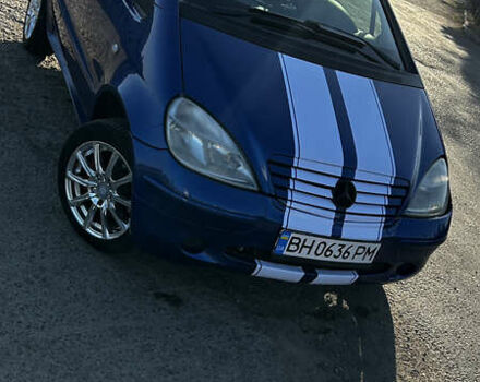 Мерседес А класс 2000 в Черноморске (Ильичевске) на Automoto.ua Синий Мерседес А класс, объемом двигателя 1.7 л и пробегом 177 тыс. км за 4000 $, фото 3 на Automoto.ua