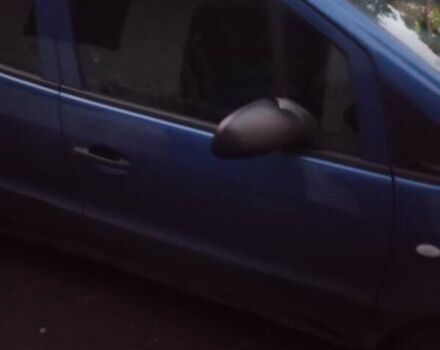 Синий Мерседес А класс, объемом двигателя 1.7 л и пробегом 330 тыс. км за 3000 $, фото 4 на Automoto.ua