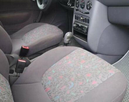 Мерседес А класс 2000 в Броварах на Automoto.ua Синий Мерседес А класс, объемом двигателя 1.69 л и пробегом 284 тыс. км за 5000 $, фото 4 на Automoto.ua