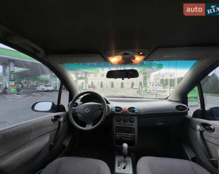 Синий Мерседес А класс, объемом двигателя 1.7 л и пробегом 210 тыс. км за 2900 $, фото 10 на Automoto.ua