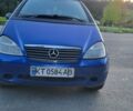 Синій Мерседес А клас, об'ємом двигуна 1.4 л та пробігом 200 тис. км за 3500 $, фото 2 на Automoto.ua