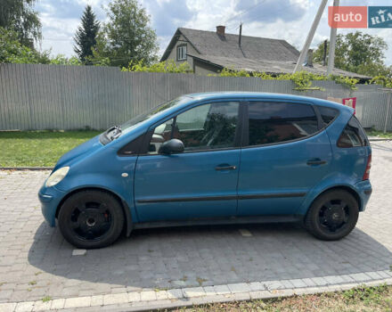 Синій Мерседес А клас, об'ємом двигуна 1.7 л та пробігом 238 тис. км за 2900 $, фото 2 на Automoto.ua