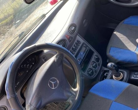 Синий Мерседес А класс, объемом двигателя 1.7 л и пробегом 250 тыс. км за 3150 $, фото 3 на Automoto.ua