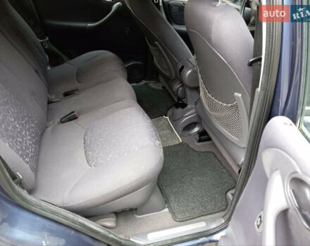 Синий Мерседес А класс, объемом двигателя 1.4 л и пробегом 235 тыс. км за 2950 $, фото 17 на Automoto.ua