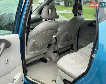 Синий Мерседес А класс, объемом двигателя 1.7 л и пробегом 355 тыс. км за 2999 $, фото 4 на Automoto.ua