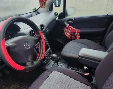 Синій Мерседес А клас, об'ємом двигуна 1.6 л та пробігом 200 тис. км за 4500 $, фото 2 на Automoto.ua