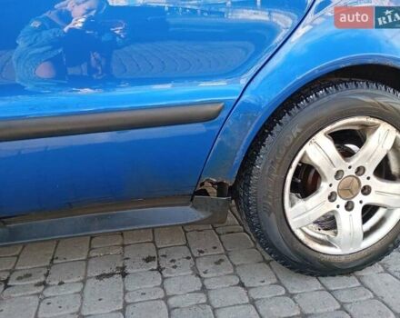 Синий Мерседес А класс, объемом двигателя 1.6 л и пробегом 268 тыс. км за 3200 $, фото 2 на Automoto.ua