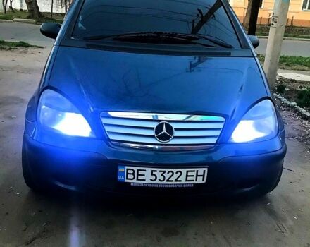 Синий Мерседес А класс, объемом двигателя 1.7 л и пробегом 288 тыс. км за 3000 $, фото 3 на Automoto.ua