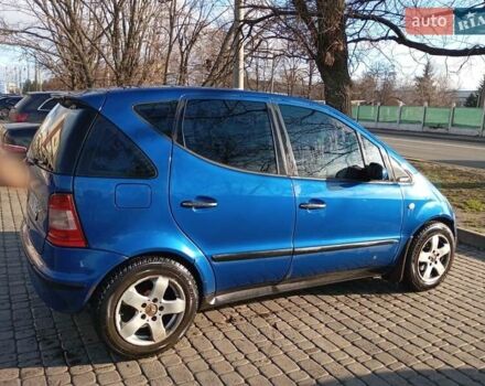 Синий Мерседес А класс, объемом двигателя 1.6 л и пробегом 268 тыс. км за 3200 $, фото 4 на Automoto.ua