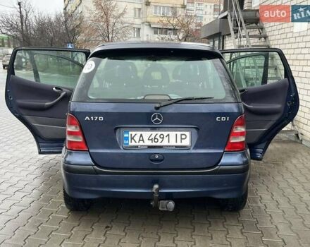 Синий Мерседес А класс, объемом двигателя 1.7 л и пробегом 300 тыс. км за 3600 $, фото 6 на Automoto.ua