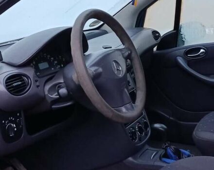 Синій Мерседес А клас, об'ємом двигуна 1.69 л та пробігом 270 тис. км за 3800 $, фото 7 на Automoto.ua