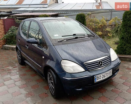 Синий Мерседес А класс, объемом двигателя 1.4 л и пробегом 235 тыс. км за 2950 $, фото 1 на Automoto.ua