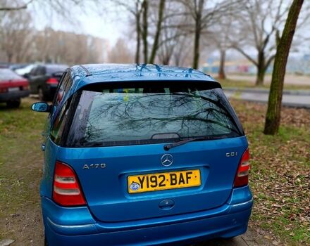 Синий Мерседес А класс, объемом двигателя 1.7 л и пробегом 300 тыс. км за 1850 $, фото 10 на Automoto.ua