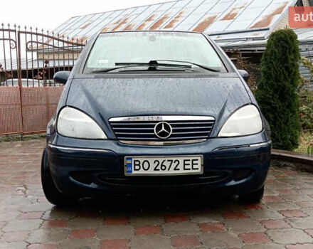 Синий Мерседес А класс, объемом двигателя 1.4 л и пробегом 235 тыс. км за 2950 $, фото 2 на Automoto.ua