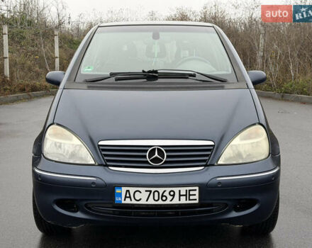 Синий Мерседес А класс, объемом двигателя 1.6 л и пробегом 173 тыс. км за 2500 $, фото 1 на Automoto.ua