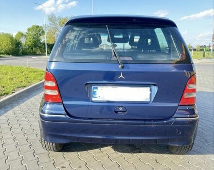 Синий Мерседес А класс, объемом двигателя 0 л и пробегом 18 тыс. км за 3000 $, фото 3 на Automoto.ua