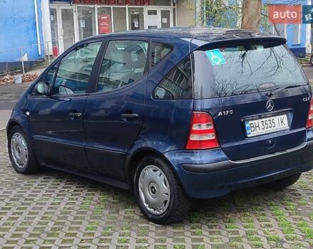 Синий Мерседес А класс, объемом двигателя 1.7 л и пробегом 217 тыс. км за 4100 $, фото 5 на Automoto.ua